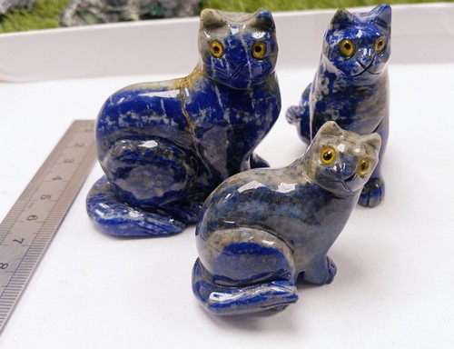 Natural lapis lazuli