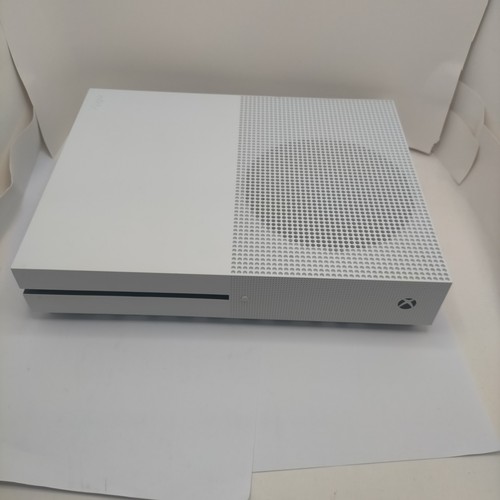 Xbox one top - xbox,