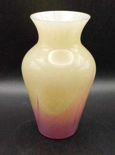 Caithness art glass vase - glass,