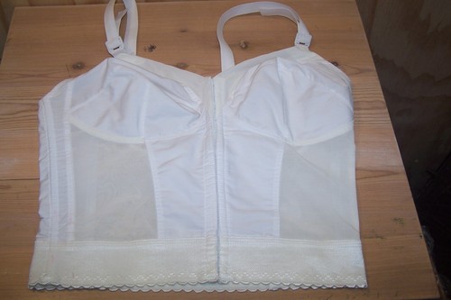 Vtg exquisite form - exquisite, white