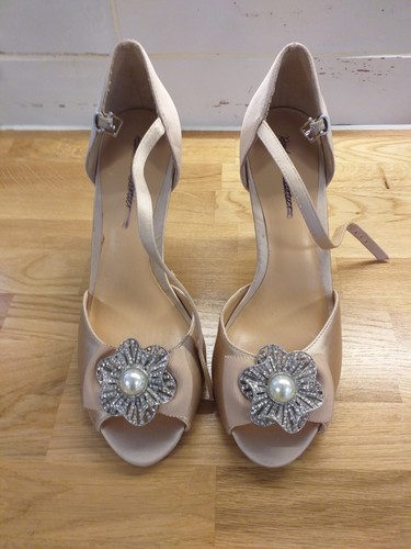 Roland cartier nude shoes with - cartier,