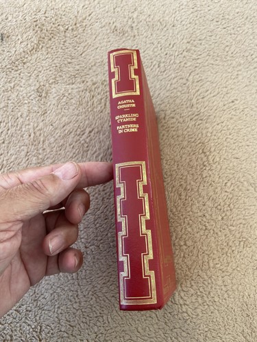 Agatha christie collected - christie,