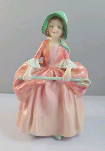 Vintage royal doulton figurine - royal,