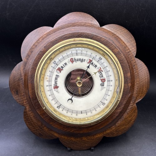 Wall barometer round oak - barometer, 9"