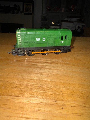 Tri ang hornby - /, oo