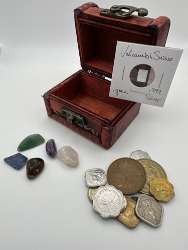 Pirate treasure chest - treasure, 1