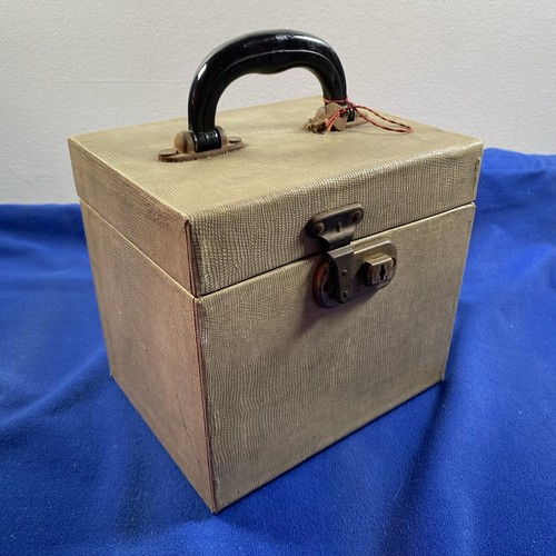 Vintage storage box - 7”storage, case