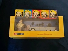 CORGI 39902 MARILYN MONROE FORD THUNDERBIRD CAR + FIGURE **BNIB**