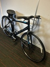 Specialized Sirrus Hybrid 20”(50cm) Frame 700x32c Tyres 24 Gears + Accesories