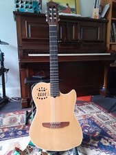 Godin Multiac Nylon SA Guitar