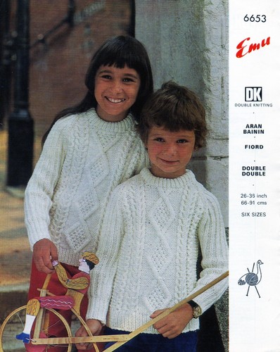 Vintage 1970s emu knitting - ~,