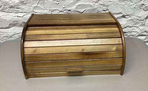 Wooden roll top bread bin