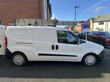Vauxhall Combo 2016 Window