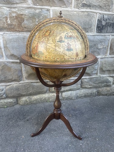 Vintage walnut terrestrial - vintage,