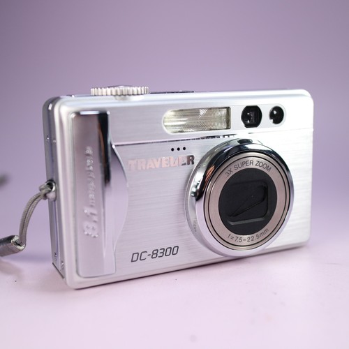 Traveler digital camera - digital,