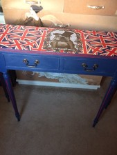 Unique Decopargue Console Table