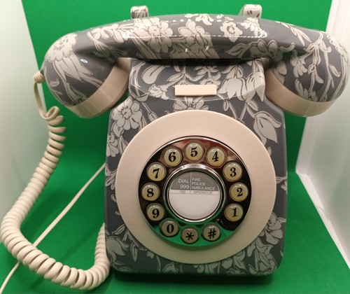 Retro telephone protelx - telephone.,