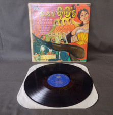 Waldorf Music Hall King Size