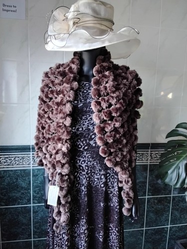 New tie rack brown - new, pompom