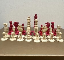 Antique English Bone Chess Set Red White 19th Century pawn Lost King 2.75” (M)
