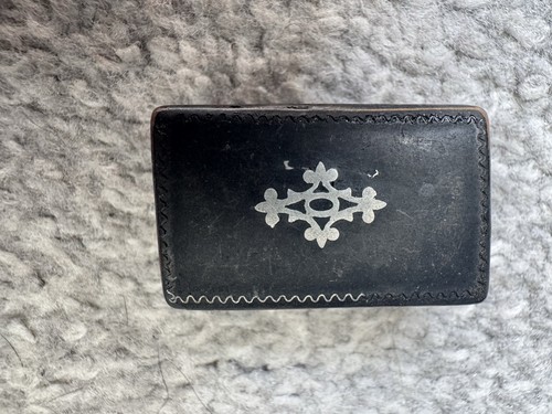 Small black snuff box - box, lid
