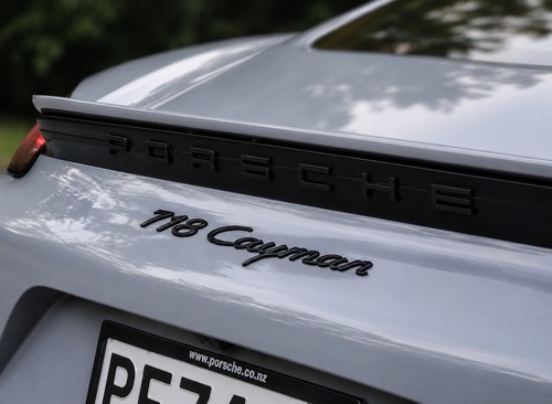 Porsche 718 cayman satin - porsche,