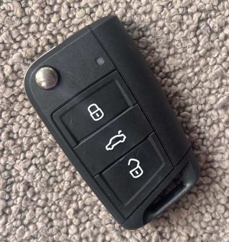 Genuine skoda button remote - skoda,