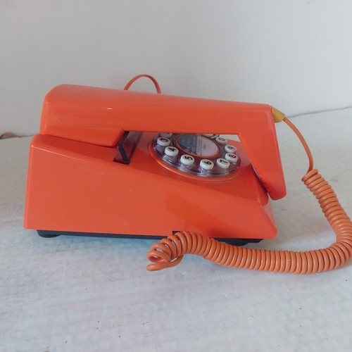 Retro trim phone - classic, 70's