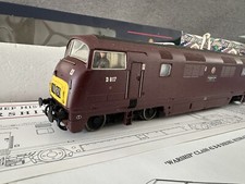 Bachmann 32-050 Class 42 Warship D817 Foxhound BR Maroon Excellent