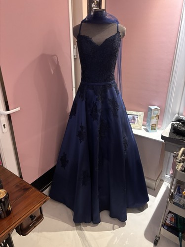 Beautiful detailed navy line - navy, a