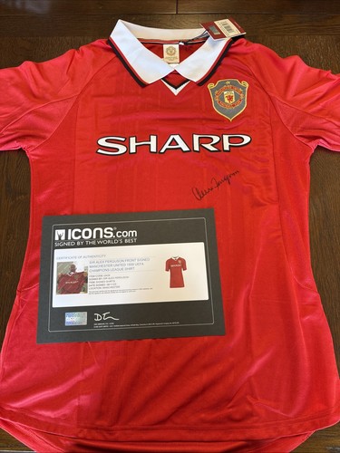 Front signed alex ferguson - front,