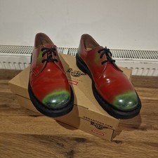 32127640 supreme martens - supreme,