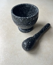 Plastic Pestle & Mortar Bowl - new