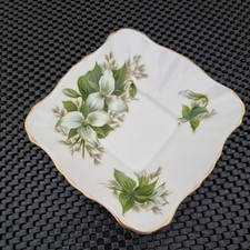 Royal Albert Trillium Pattern