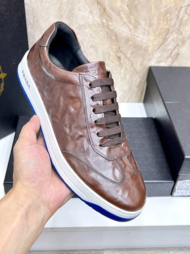 New dark brown prada - 🖲️new,