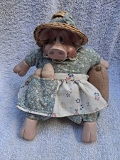 Russ Berrie Country Folk Pig -