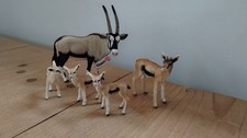 Schleich Arabian Oryx Antelope Animal Family Adult Calves - 4 figures
