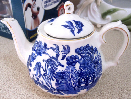 Vintage sadler blue willow - sadler,