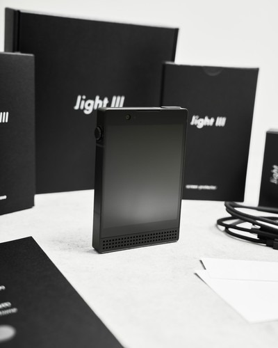 Light phone international - (international, /