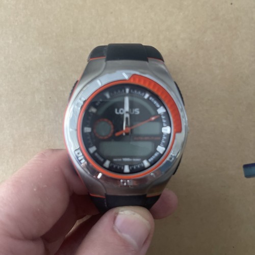 Lorus z012 x002 sports divers - sports,