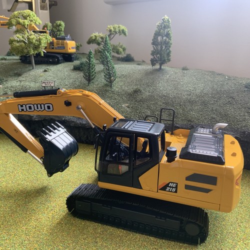 Howo he215 hydraulic diecast - howo,