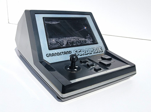 Grandstand scramble handheld - grandstand,