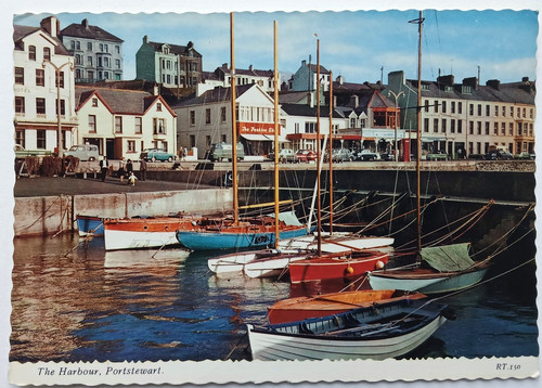 Portstewart harbour derry - portstewart,