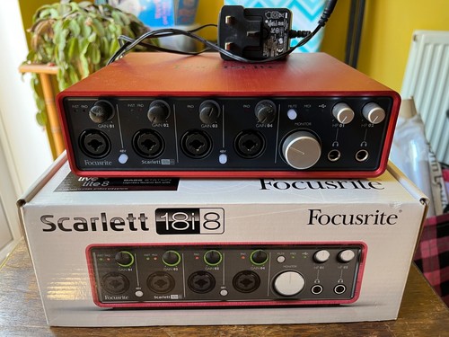 Focusrite scarlett 18i8 usb - scarlett,