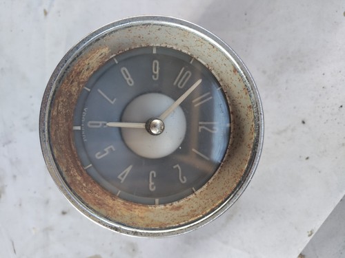 Type clock grey faced - vw,