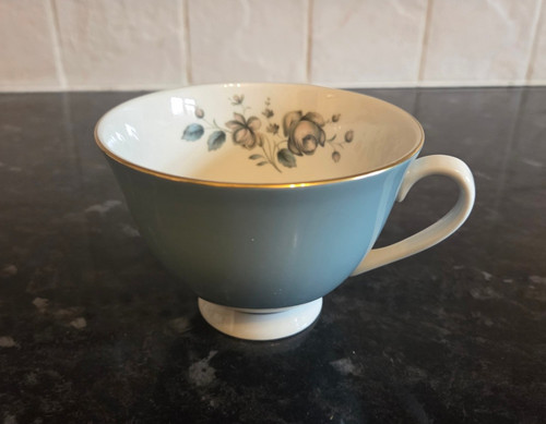 Royal doulton rose elegans - doulton,