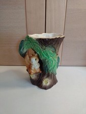 HORNSEA POTTERY SQUIRREL AND