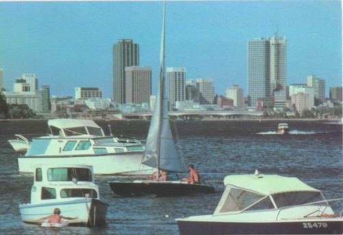19921 postcard showing boats - postcard,