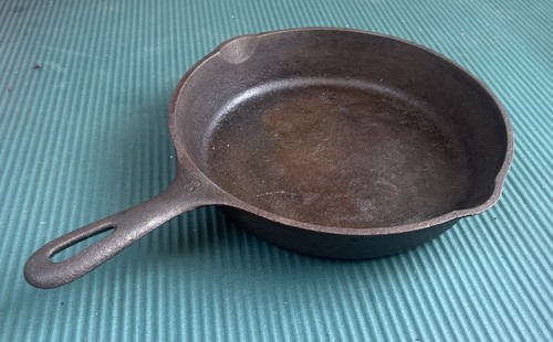 Vintage wagner ware 8 - ware, cast