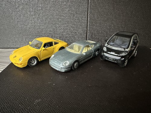 Maisto aston martin - , 911